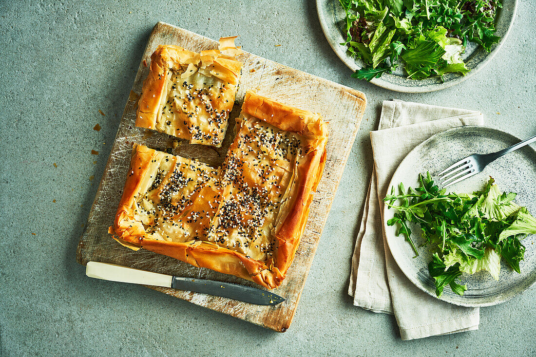 Filokuchen mit Spinat, Feta und Kürbis