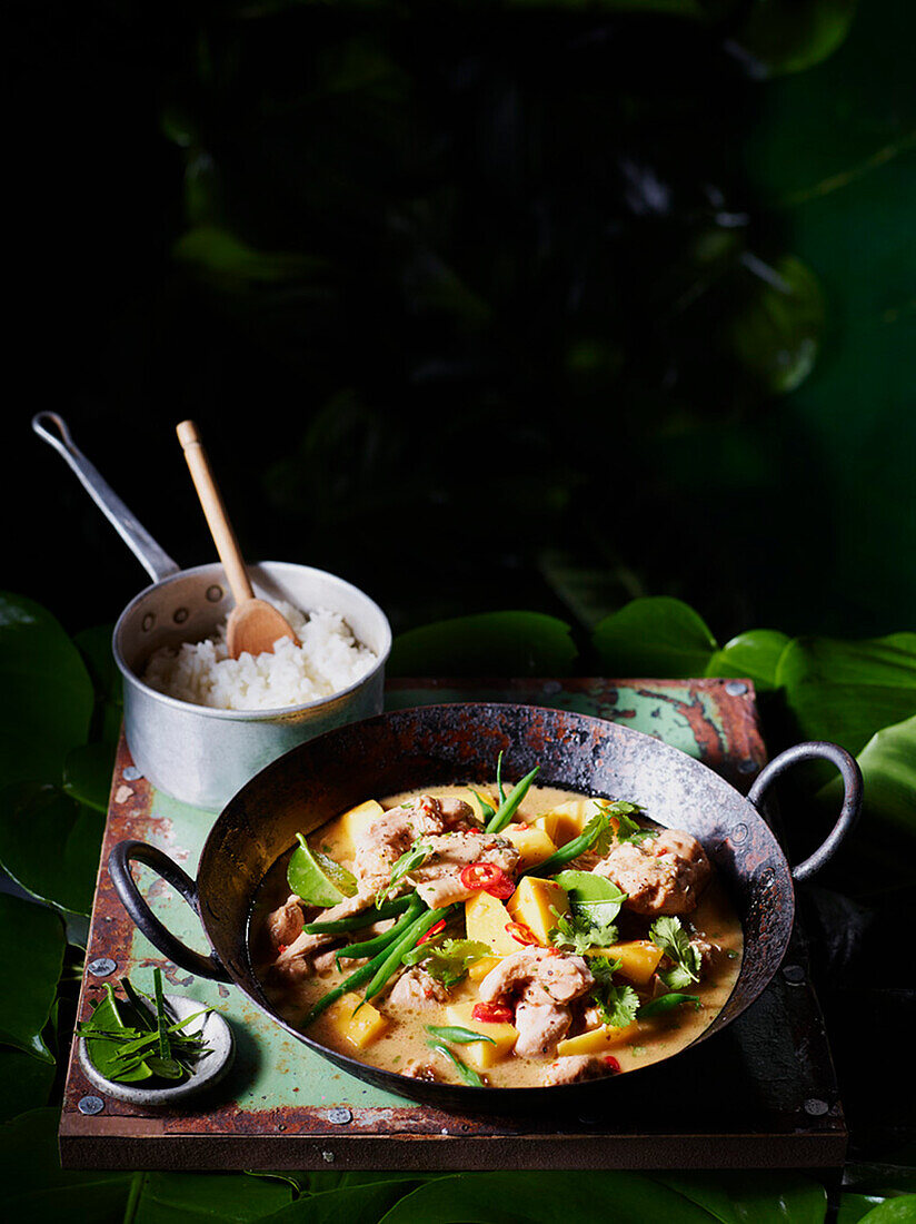 Chicken curry with Kaffir lime leaves, lemongrass, and mango