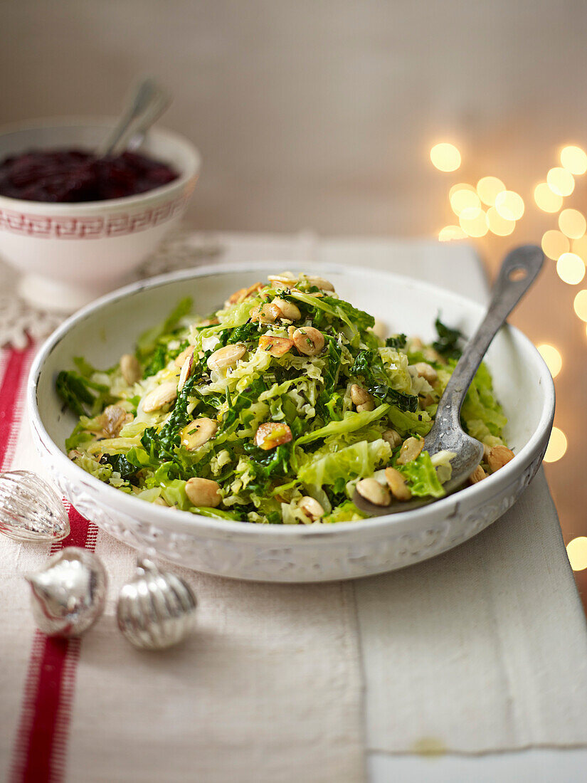 Savoy cabbage salad with almonds