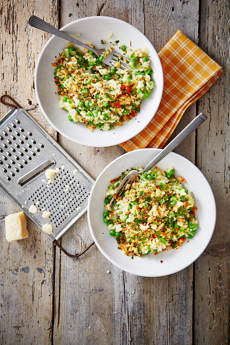 Easy peasy risotto with chilli and mint crumbs
