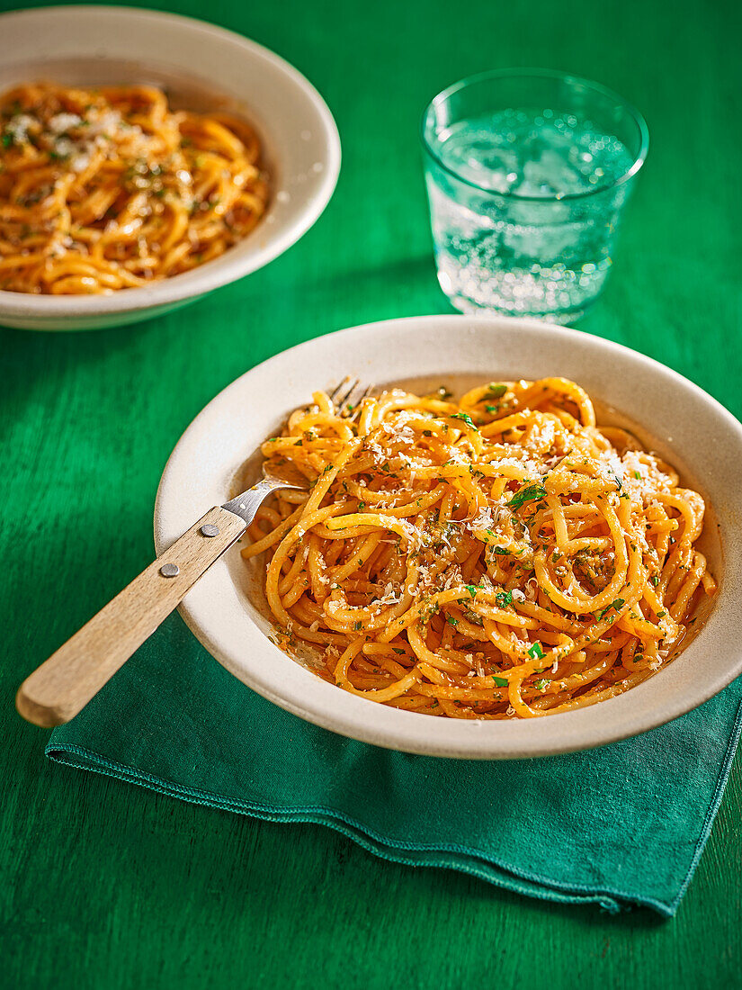 Spaghetti with sriracha, lemon and Parmesan cheese