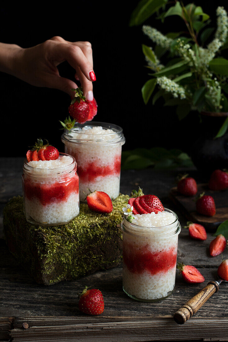 Tapioca dessert with strawberries