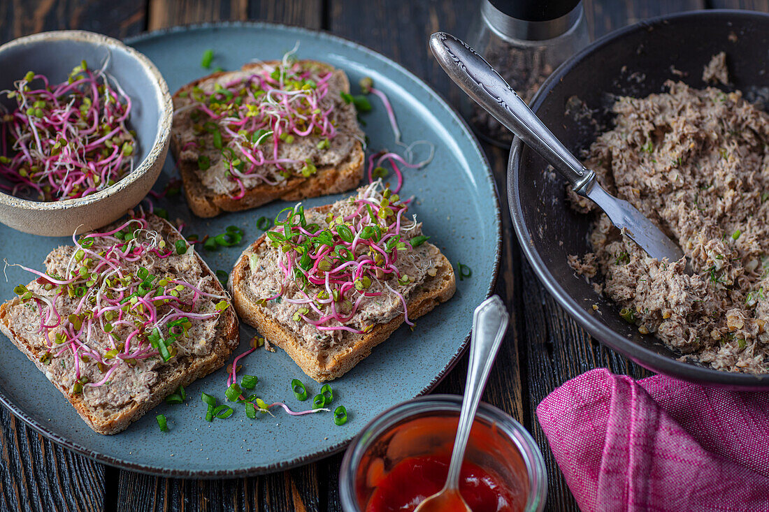Wholemeal bread with sardine chickpea spread