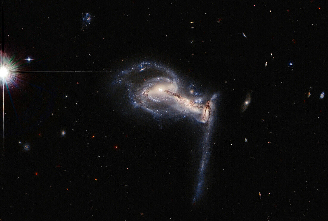 Interacting galaxies, Hubble image
