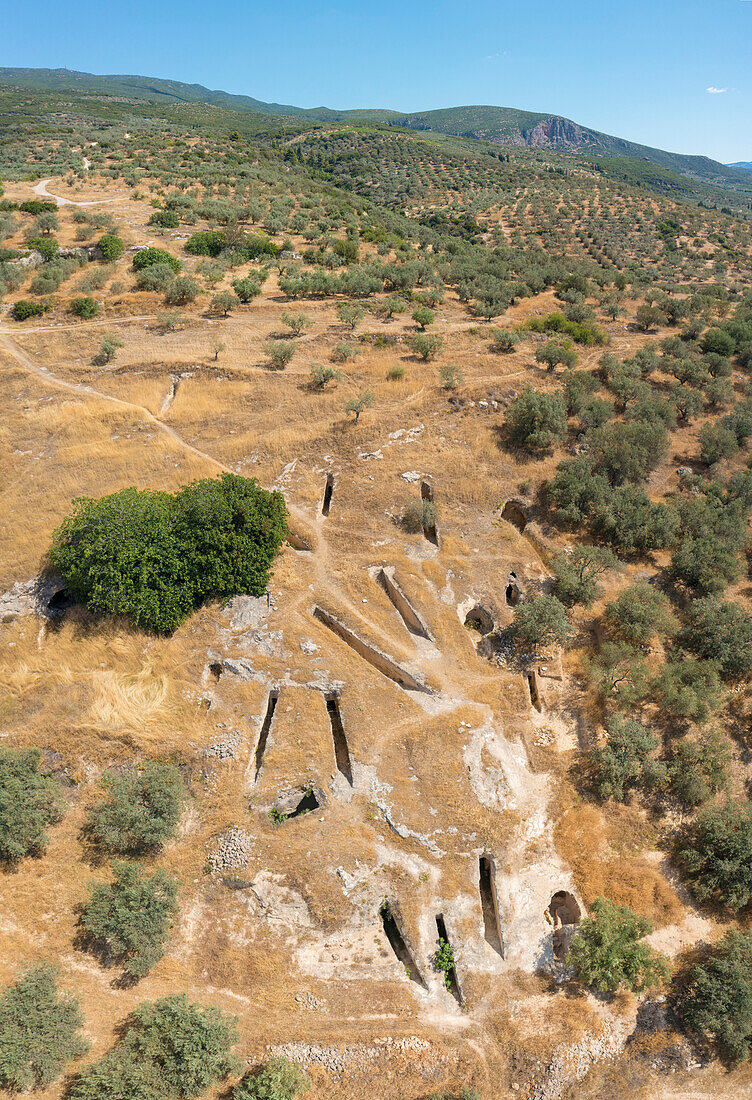 Mycenaean chambered tombs, Aidonia