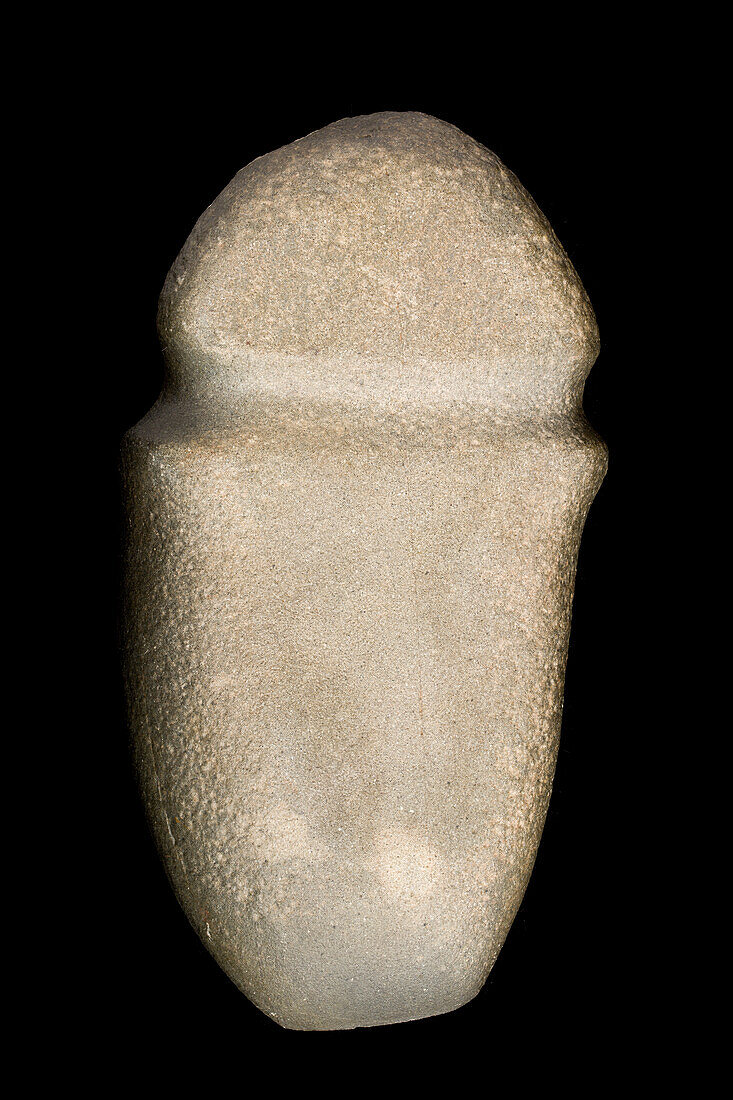 Basalt throat axe