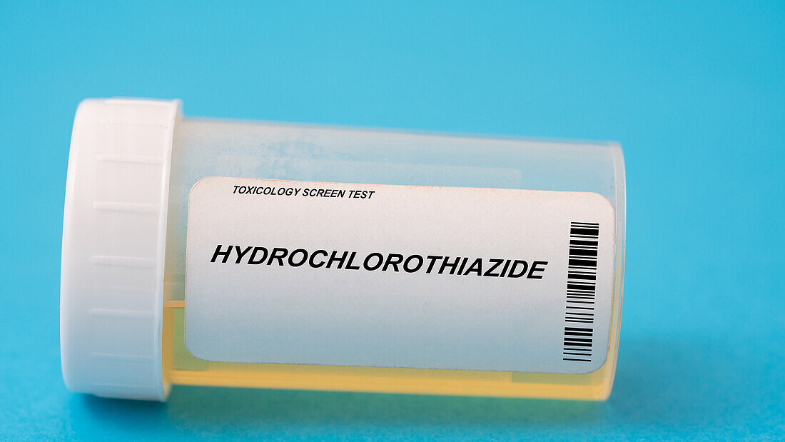 Urine test for hydrochlorothiazide