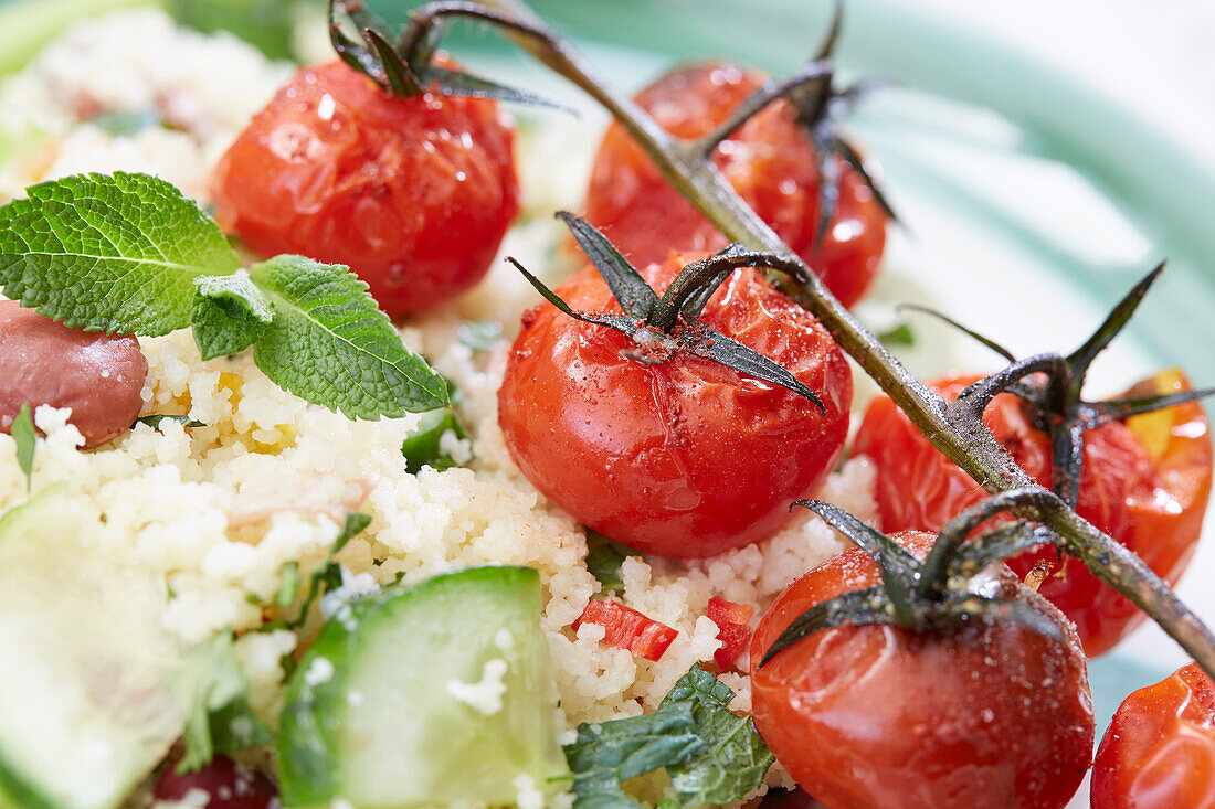 Couscous salat mit Tomaten