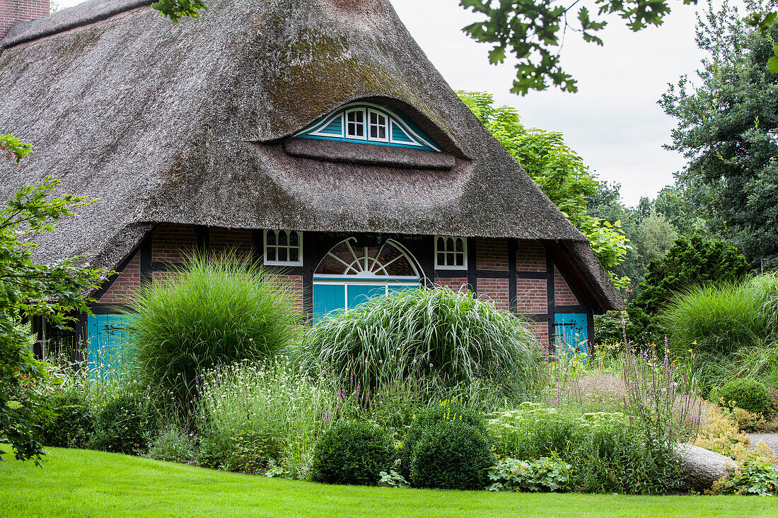 Bauernhaus mit Beet