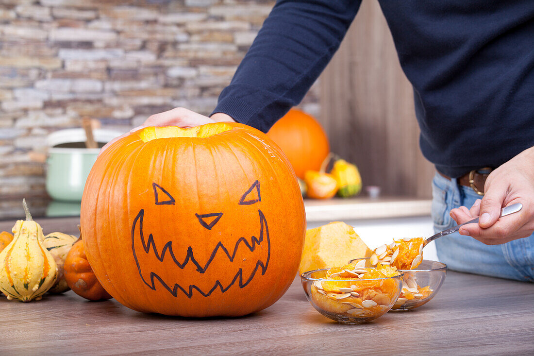 Prepare Halloween Pumpkin