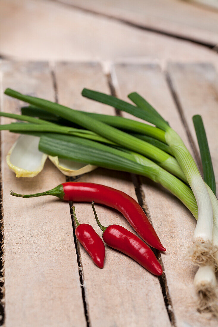 Chilli leeks