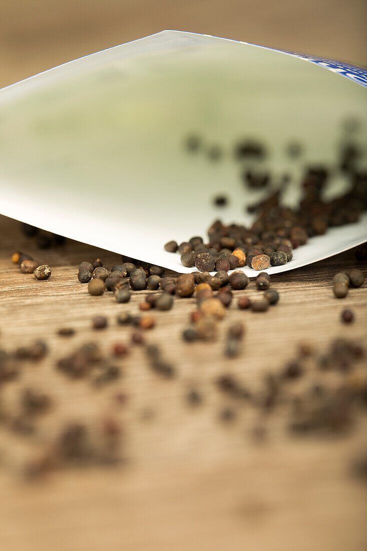 Seeds with packaging