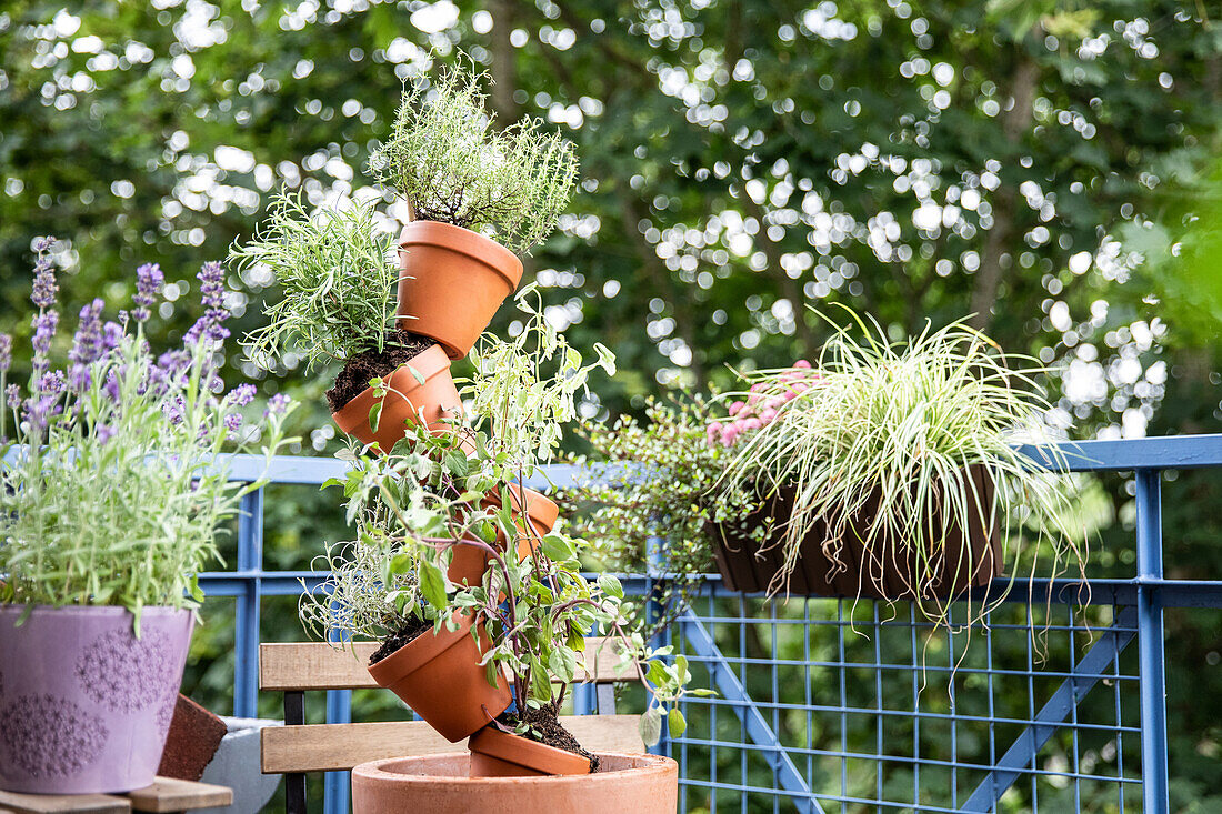 Upcycling - herb tower