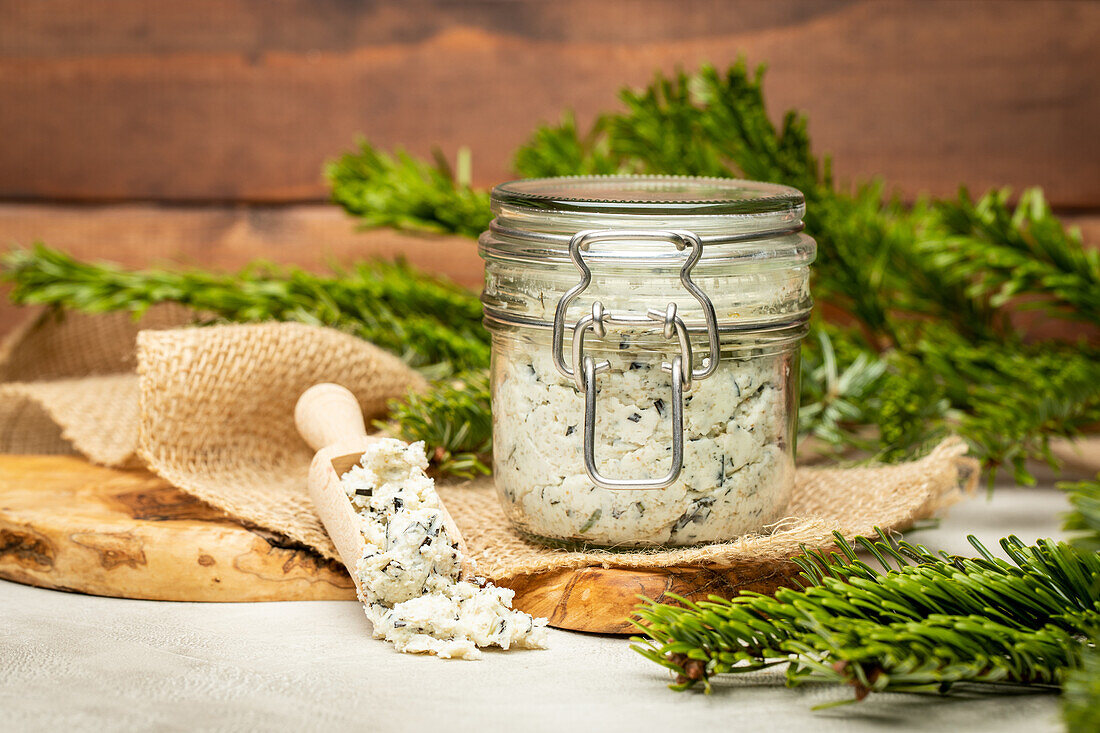 Hand wash paste with pine needles