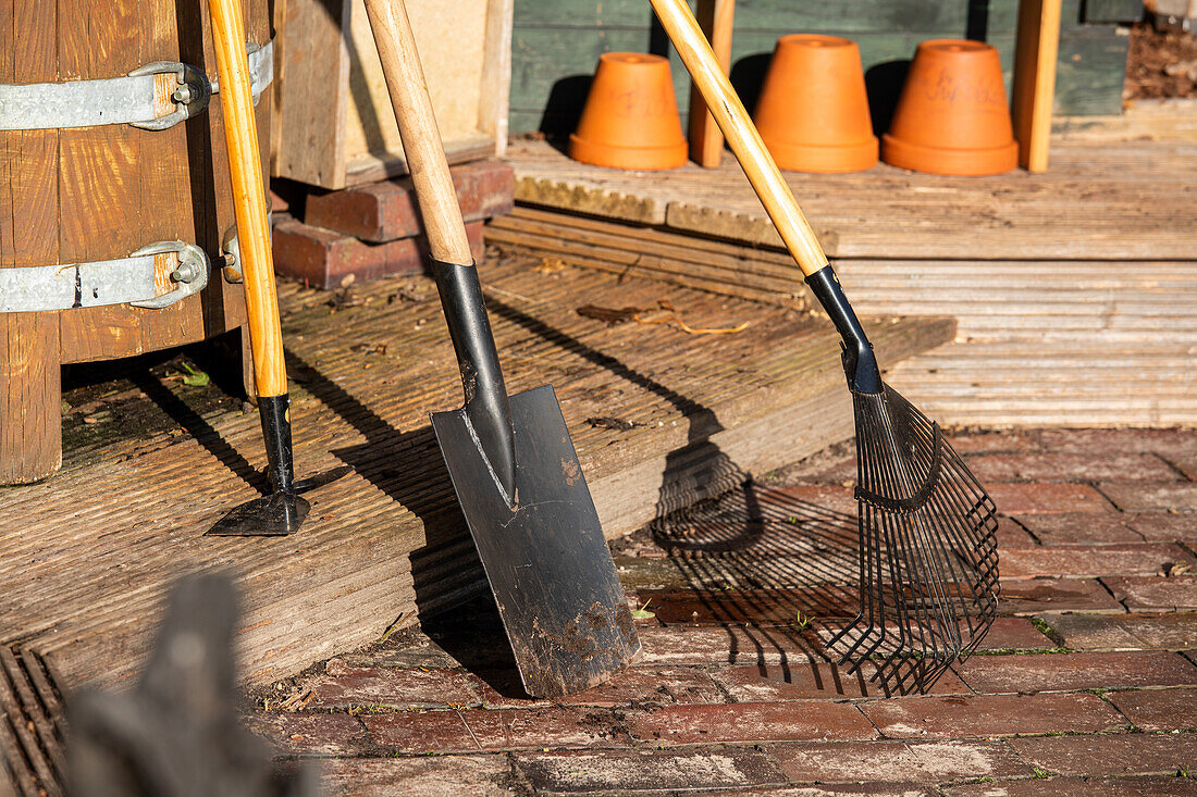 Garden tools