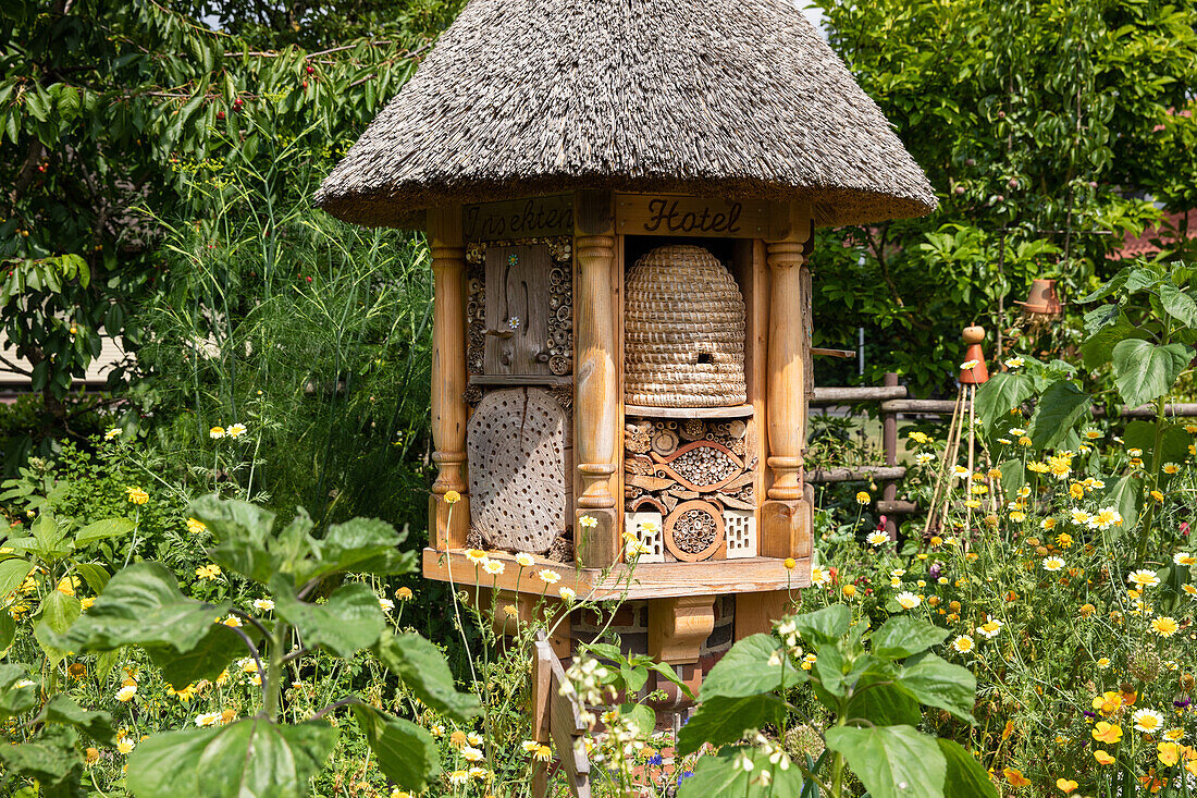 Insect hotel