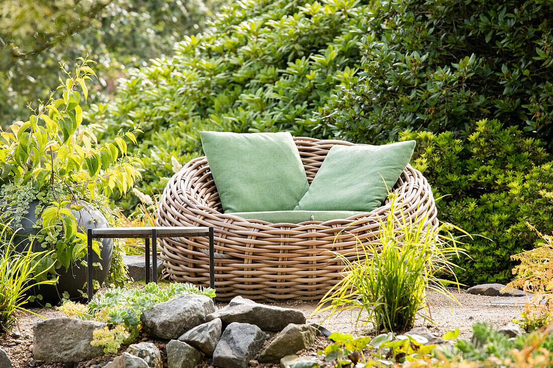 Summer garden - Garden furniture with ambience