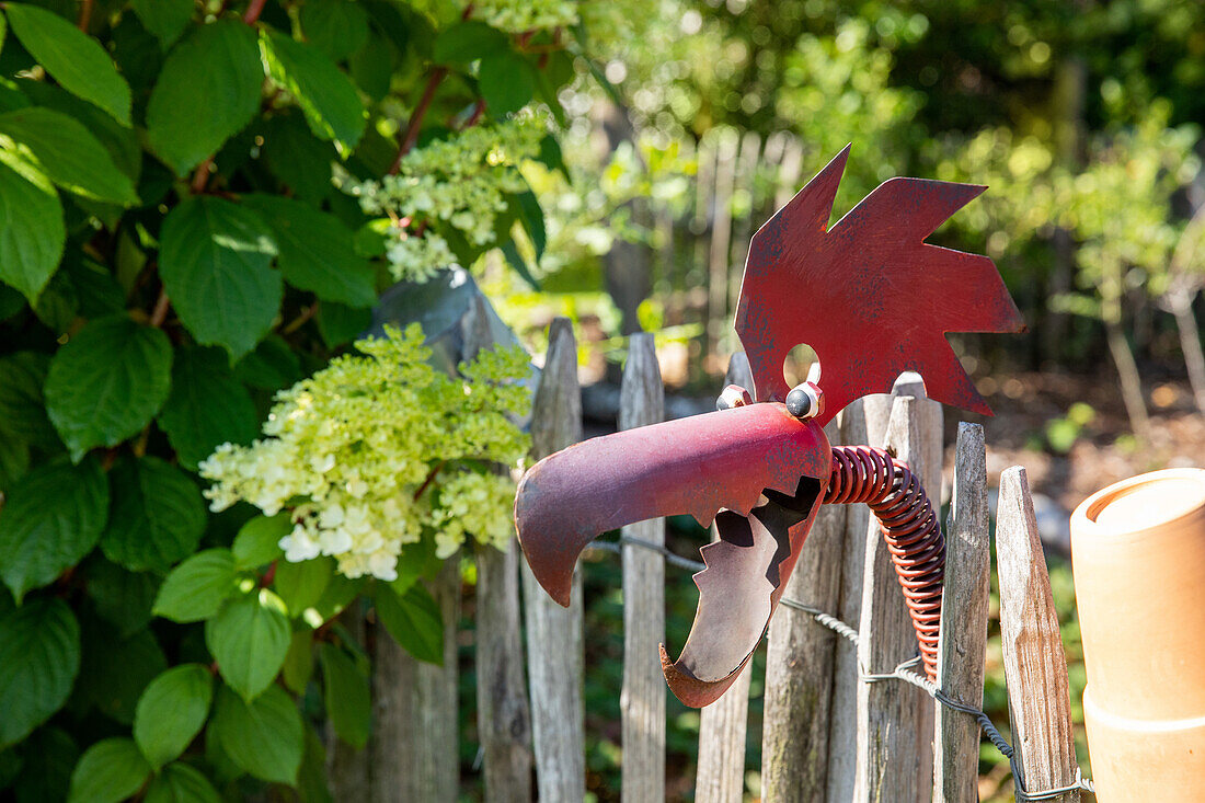 Decorative figure in the garden