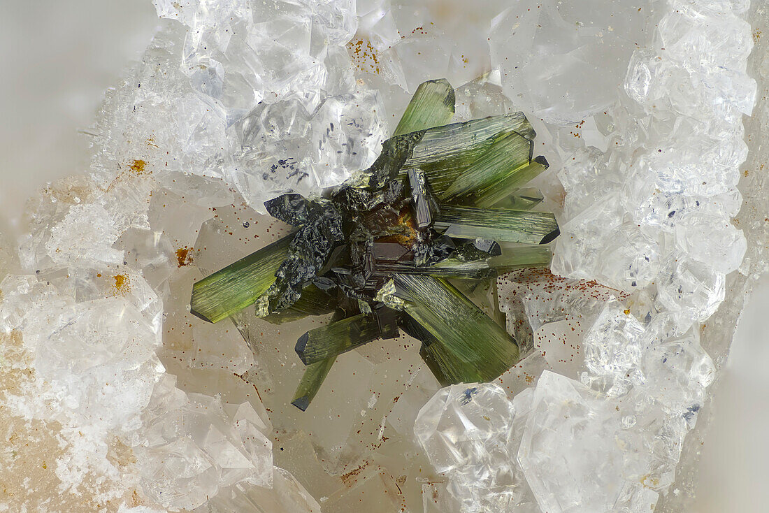 Olivenite mineral