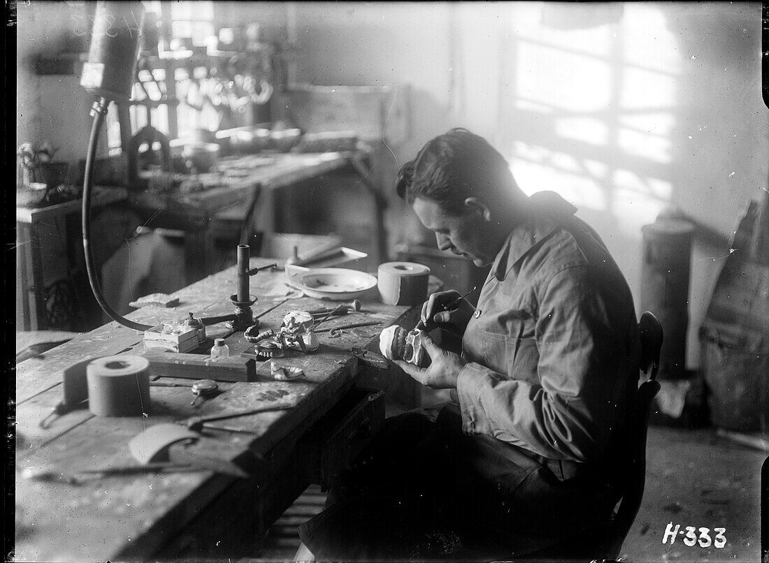 Army dentist works on dentures, 1917, France
