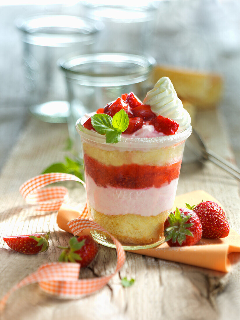 Strawberry quark cake in a jar