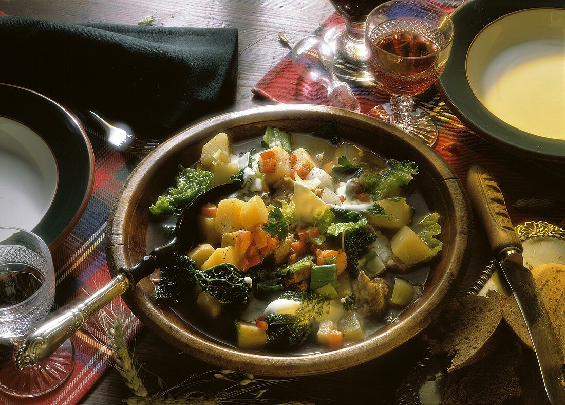 Steckrübeneintopf mit Schweinefleisch