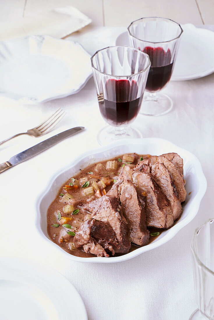 Brasato al vino rosso - roast beef braised in red wine