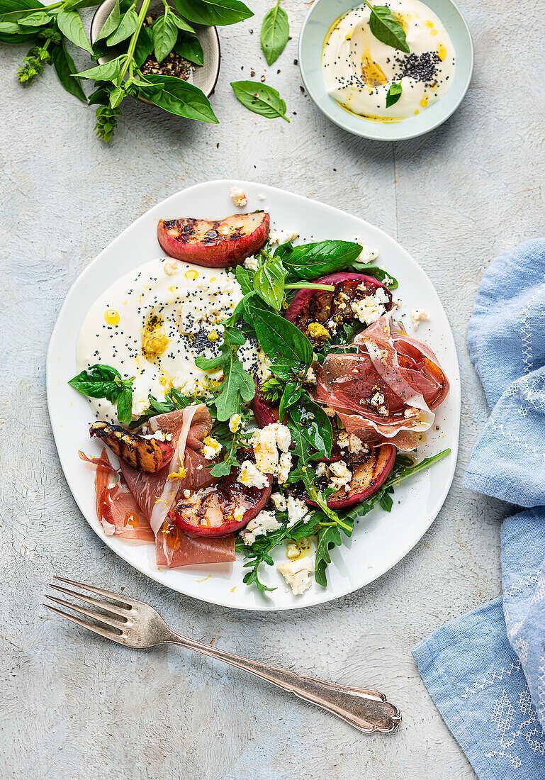 BBQ salad with prosciutto and peach