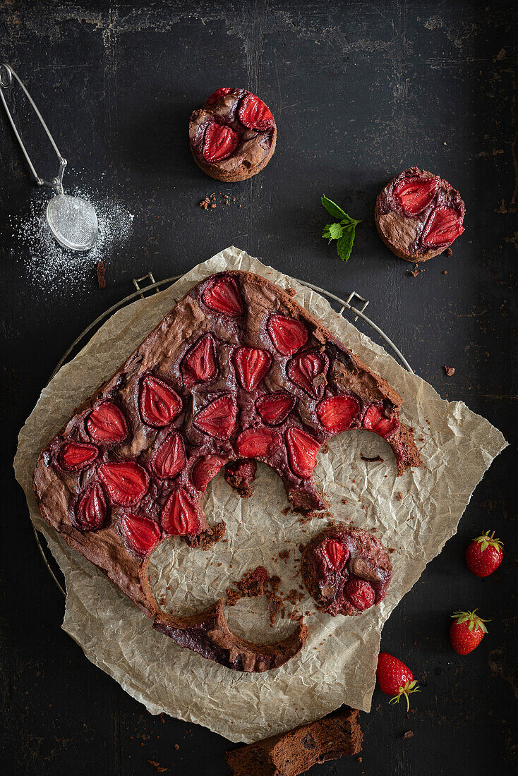 Brownies with strawberries