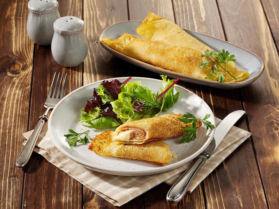 Pancake wrap with ham and cheese