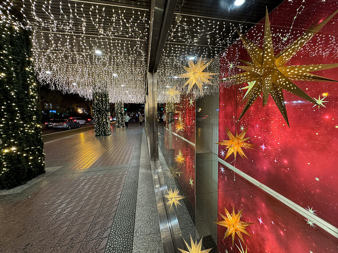 Christmas arrives in the streets of Zaragoza, Aragon, Spain