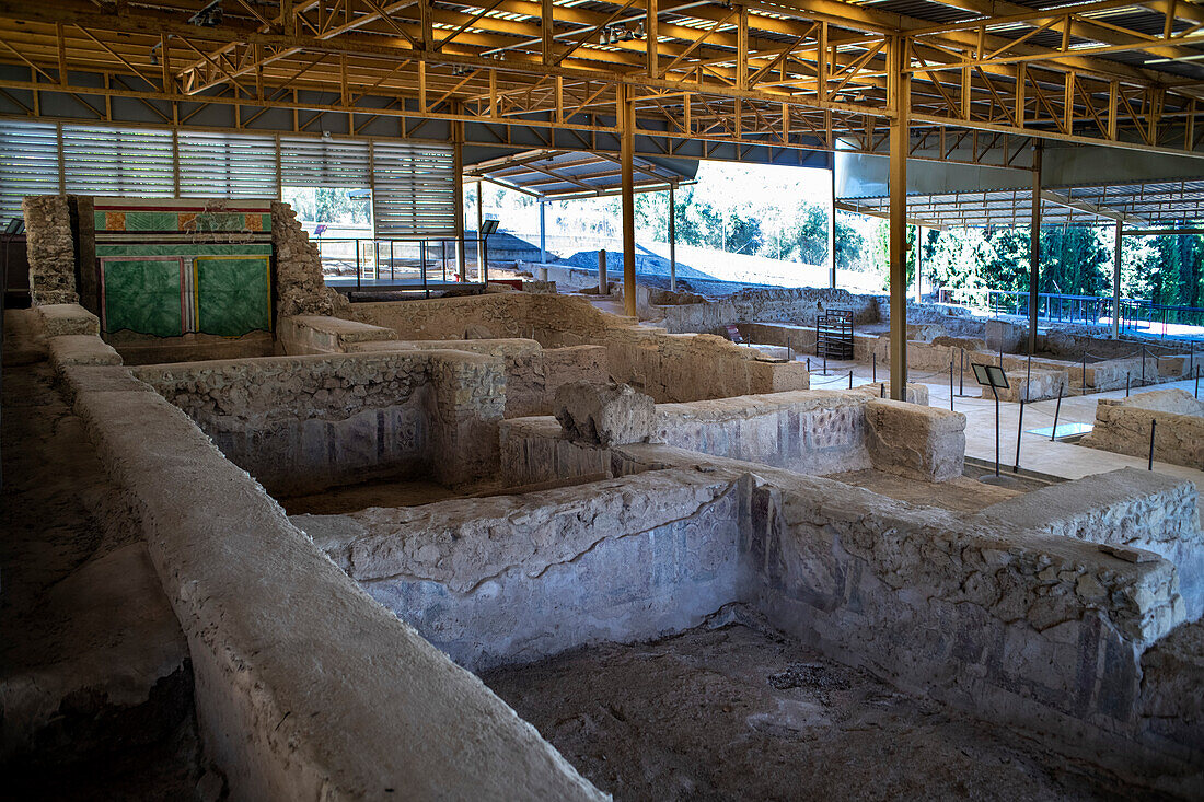Nekropole des römischen Dorfes El Ruedo (4.-5. Jahrhundert). Mosaike. Almedinilla in der Provinz Cordoba, Andalusien, Südspanien