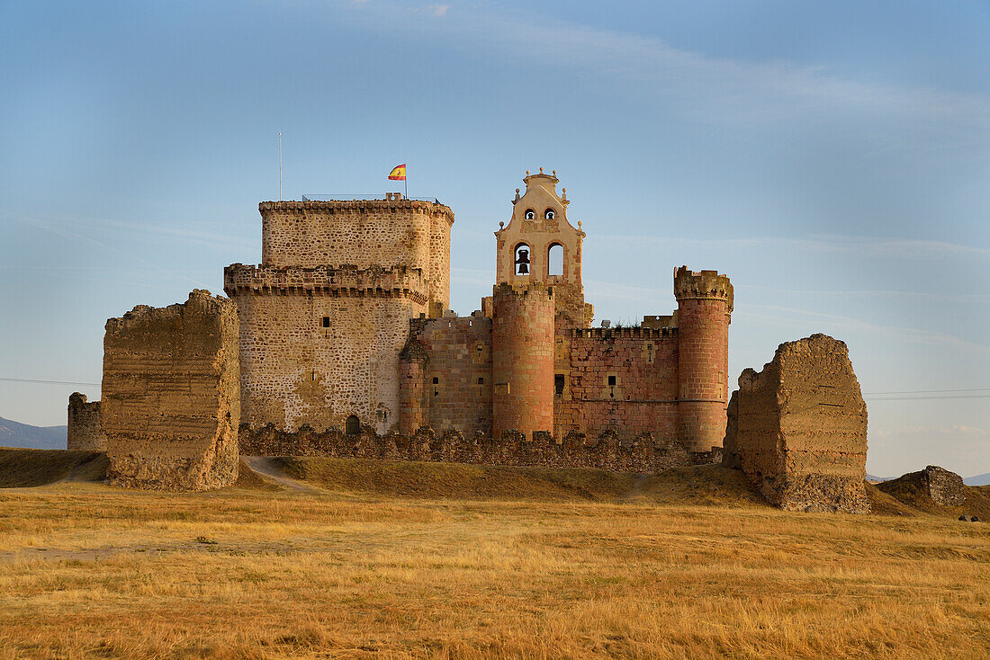 Die Burg von Turegano in der Provinz Segovia
