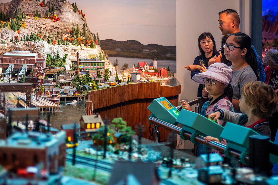 Gulliver's Gate museum, a miniature world depicting hundreds of landmarks, settings and events, in Times Square, Manhattan, new York, USA