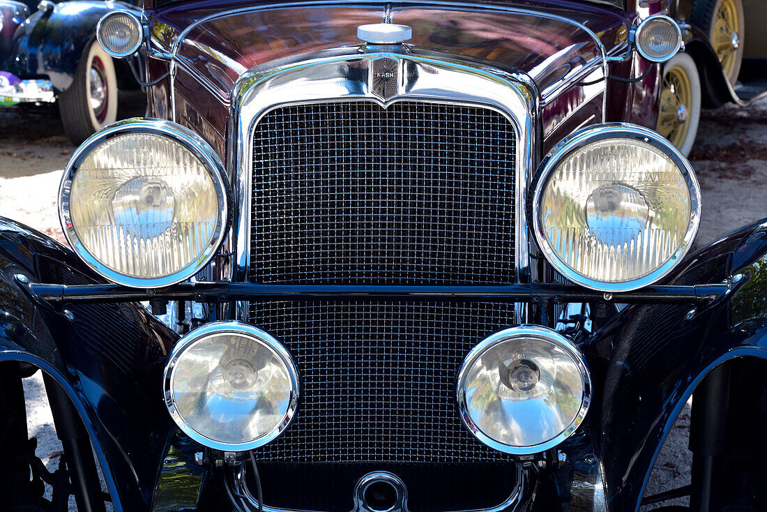 Detail of the front of a Nash classic car in a car festival in San Lorenzo de El Escorial, Madrid.