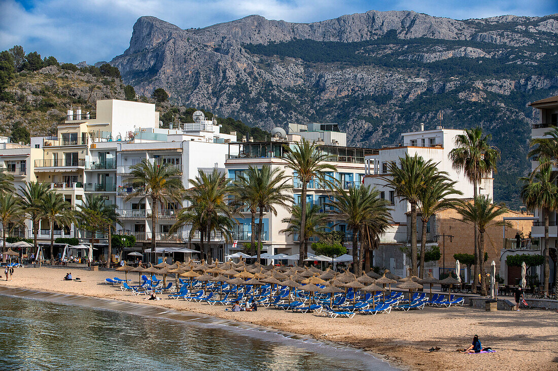 Platja de Port de soller beach, Port de Soller, Mallorca, Balearic islands, Spain