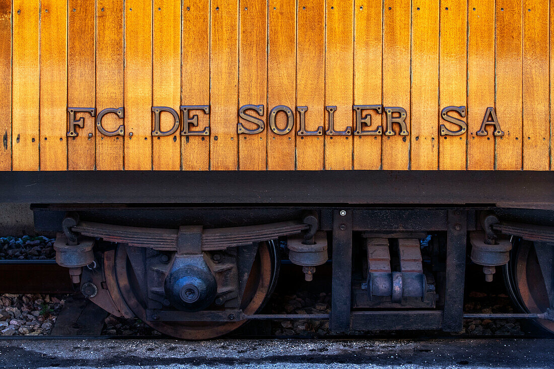 Handel, Seufzer im Tren de Soller, historischer Zug, der Palma de Mallorca mit Soller verbindet, Mallorca, Balearische Inseln, Spanien, Mittelmeer, Europa