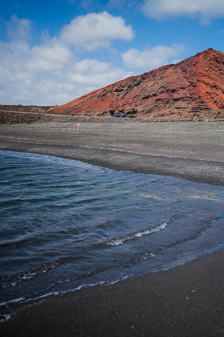 Vulkan Bermeja und Grüner See Jr. auf Lanzarote, Kanarische Inseln, Spanien