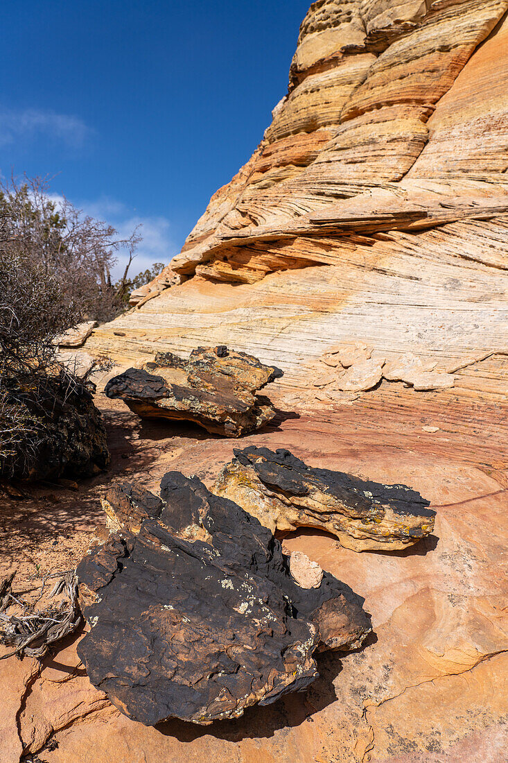 Erosionsdetail der Navajo-Sandsteinblöcke bei South Coyote Buttes, Vermilion Cliffs National Monument, Arizona