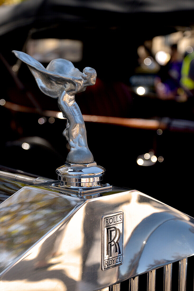 Detail eines Rolls Royce Oldtimers bei einem Autofestival in San Lorenzo de El Escorial, Madrid