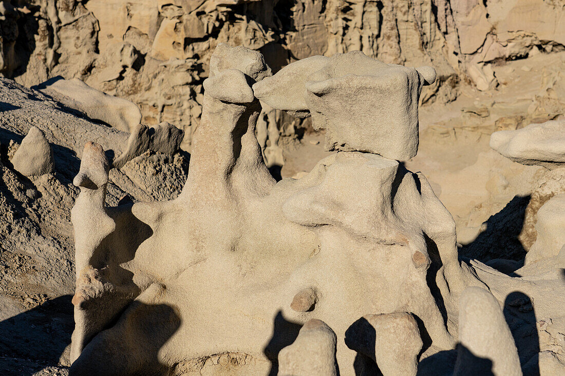 Fantastisch erodierte Sandsteinformationen in der Fantasy Canyon Recreation Site, in der Nähe von Vernal, Utah