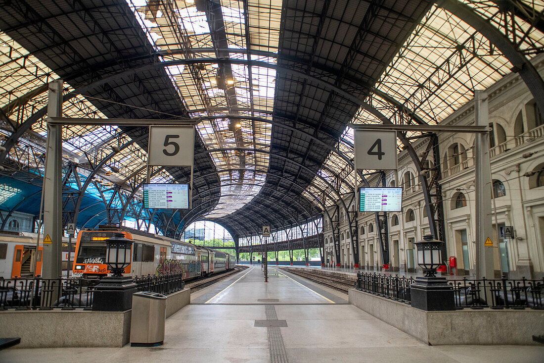 Lobby of the modernism Barcelona France Train Station - A wide-angle interior view of Estacio de Franca - "France Station", a major train station in Barcelona, Spain.