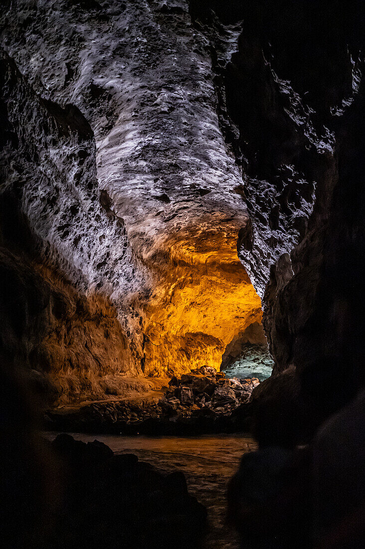 Cueva de los Verdes, eine Lavaröhre und Touristenattraktion der Gemeinde Haria auf der Insel Lanzarote in den Kanarischen Inseln, Spanien