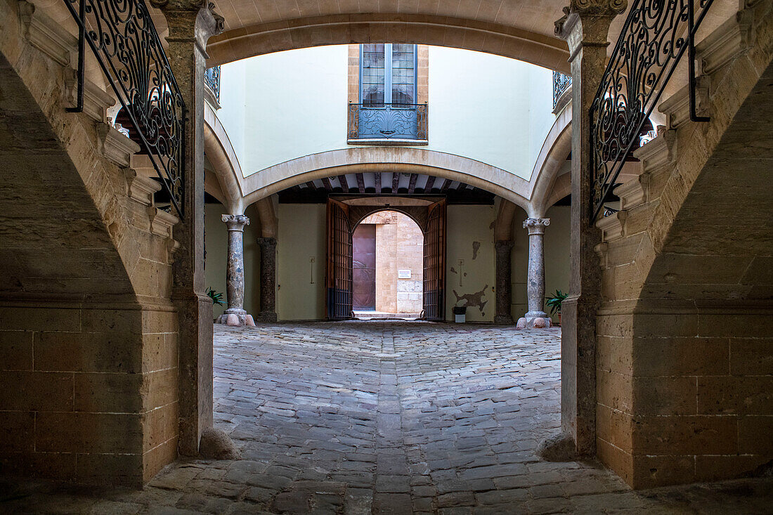 Stadtpalast Casal Solleric, heute ein Museum, Passeig del Born, Palma de Mallorca, Mallorca, Balearen, Spanien