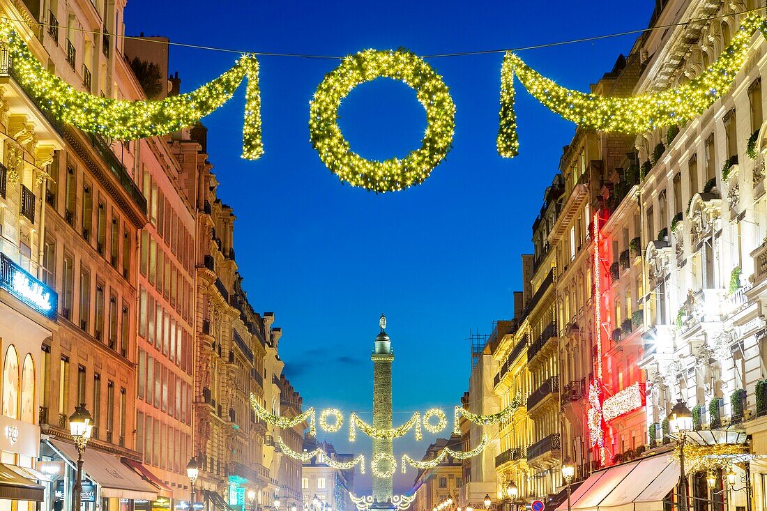 France, Paris, Rue de la Paix during the Christmas holidays and the Vendome Column