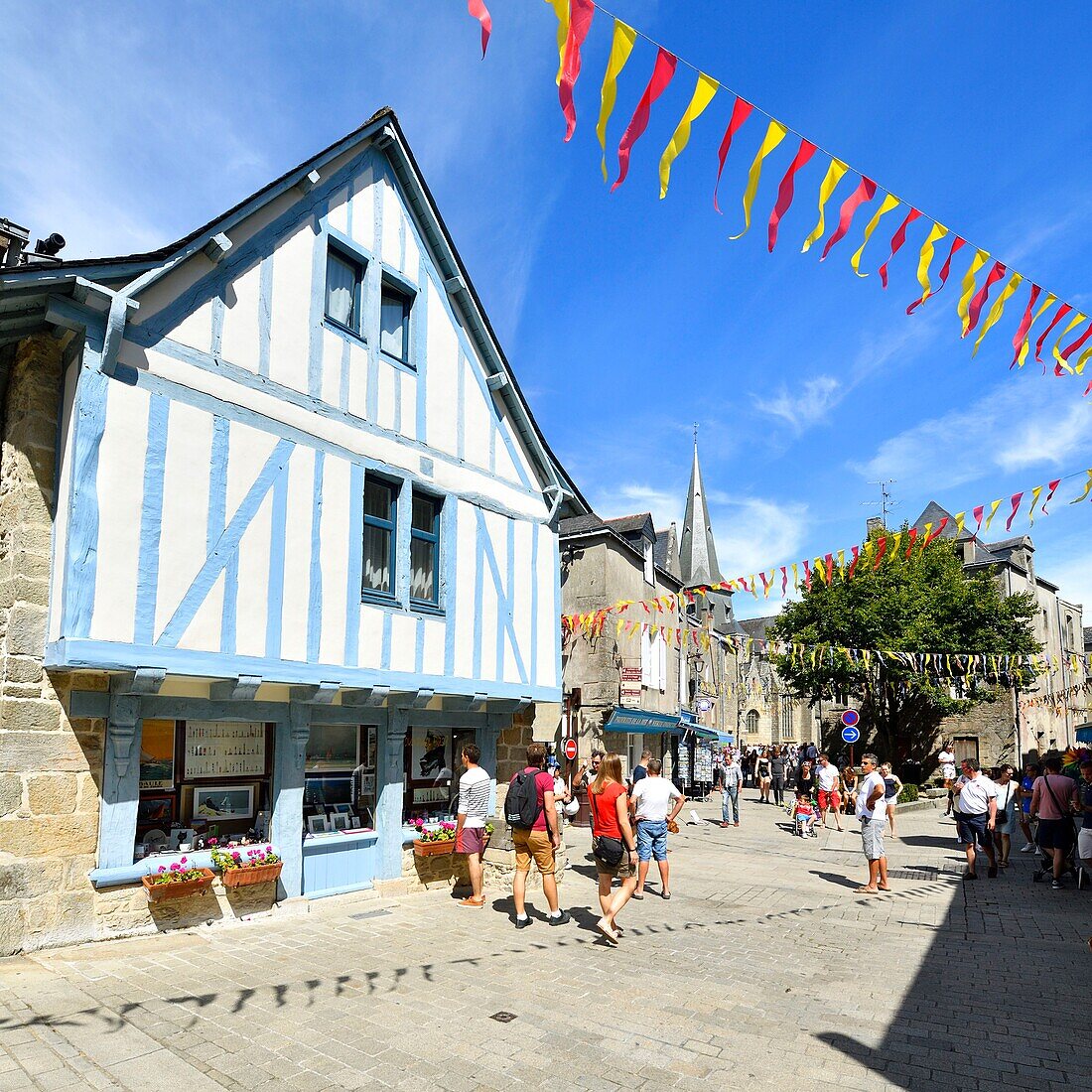 France, Loire Atlantique, Parc Naturel Regional de Briere (Regional Natural Park of Briere), Presqu'ile de Guerande (Guerande's Peninsula), Guerande, medieval city, half timbered Potter's house from the 15th century