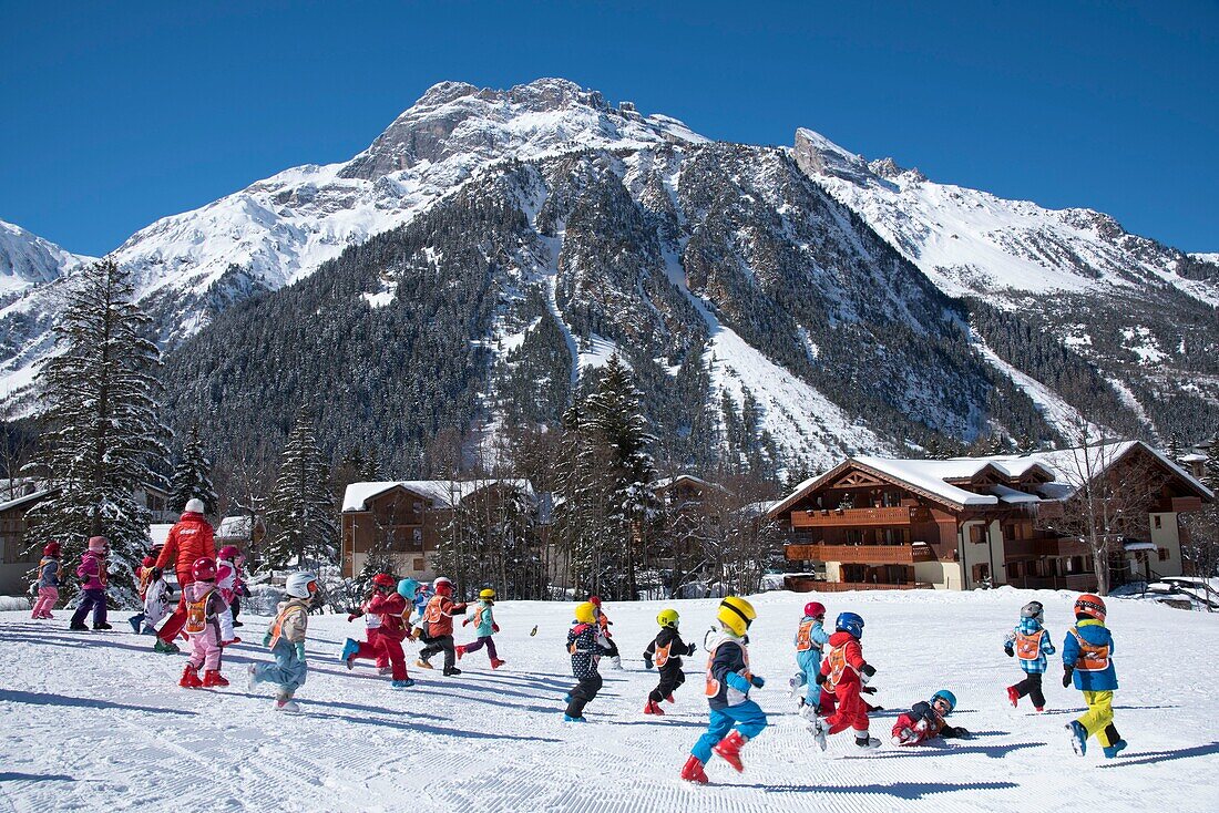 France, Savoie, Massif de la Vanoise, Pralognan La Vanoise, National Park, Piou Pious kindergarten in the hamlet of Barioz and portetta teeth