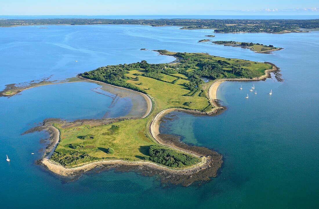 France, Morbihan, Arz island (aerial view)