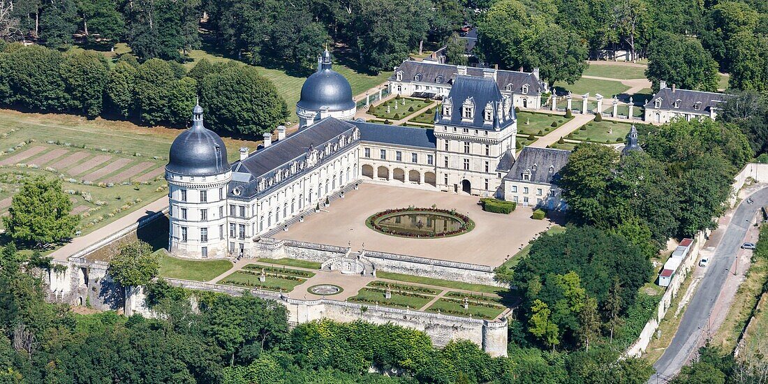 Frankreich, Indre, Valencay, das Schloss (Luftaufnahme)