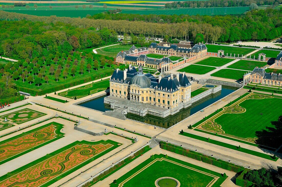 Frankreich, Seine et Marne, Schloss von Vaux le Vicomte (Luftaufnahme)